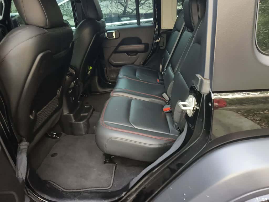 Jeep Wrangler, 2024 15