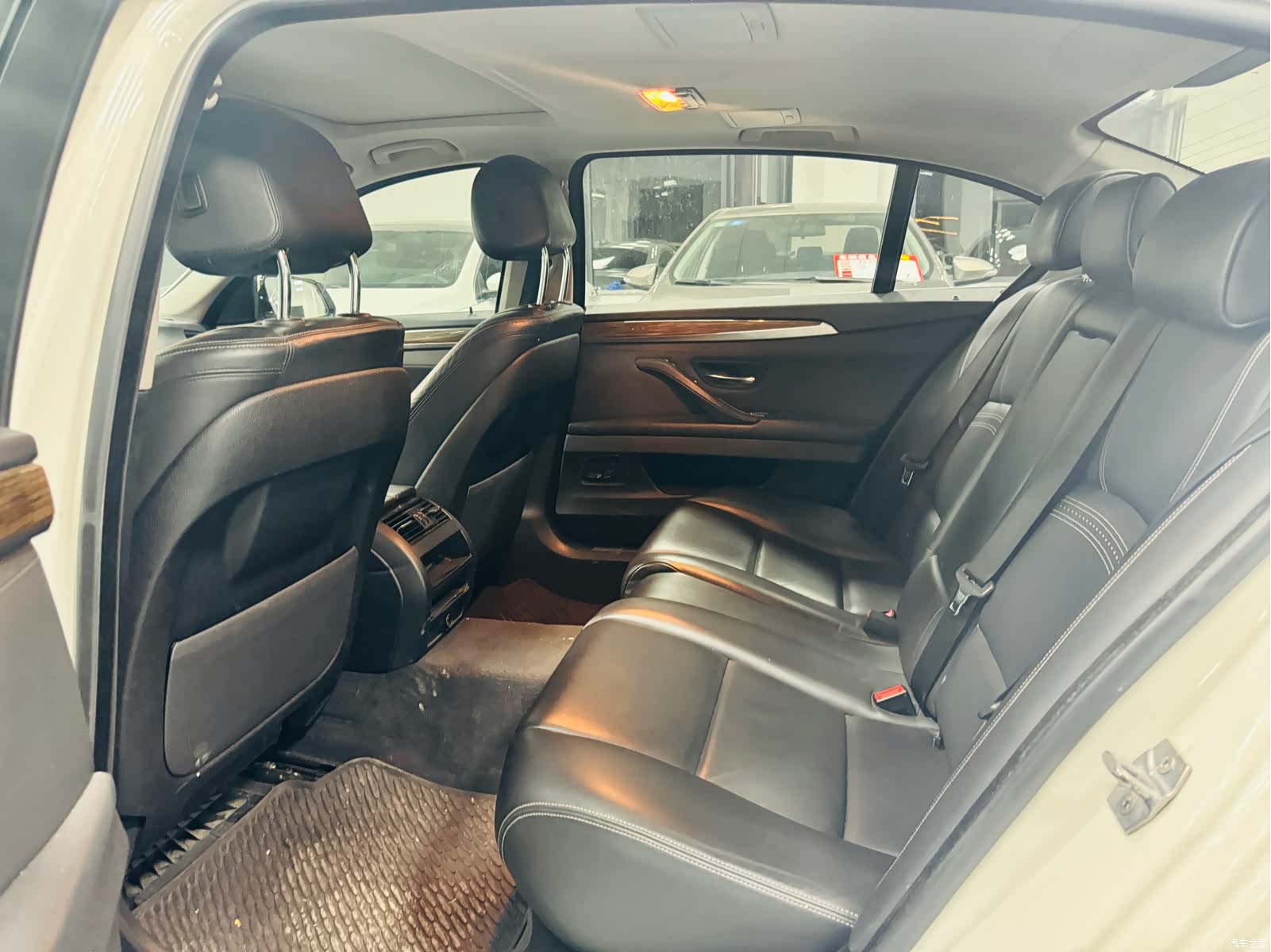 BMW 5 Series, 2014 все фото