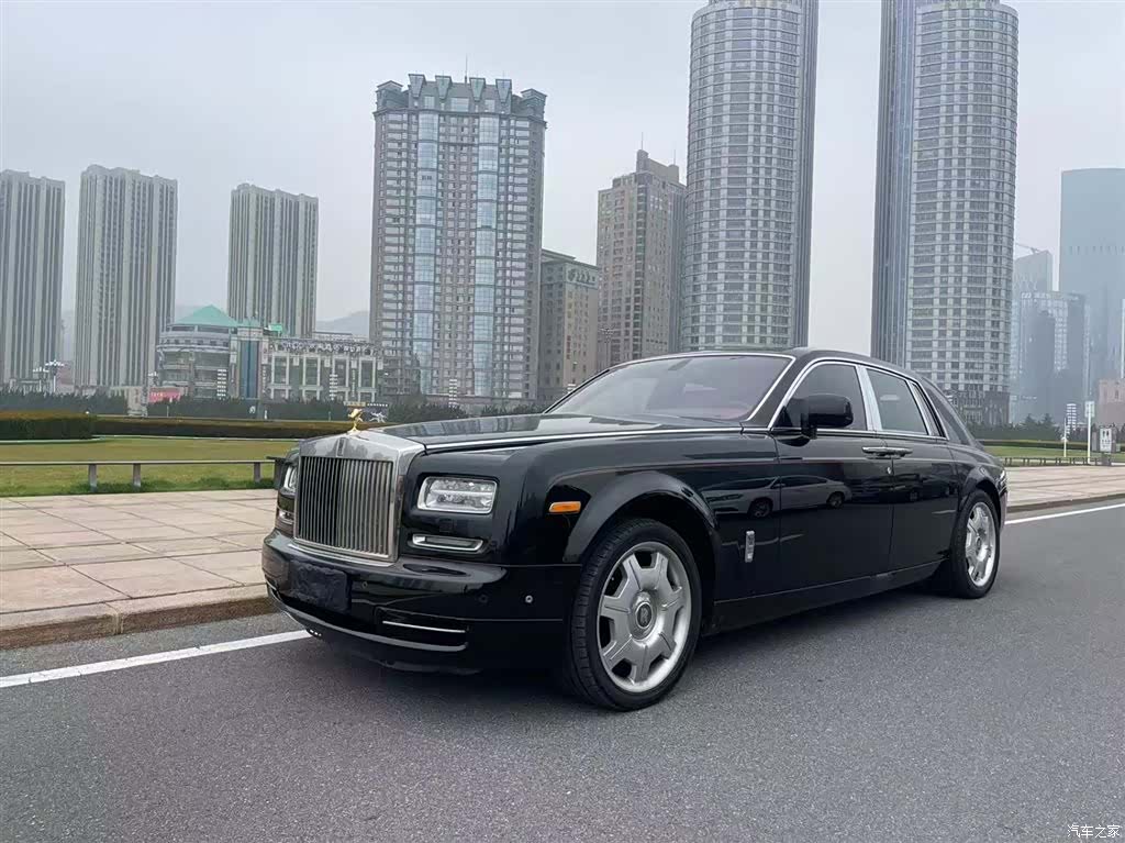 Rolls-Royce Phantom, 2013 6