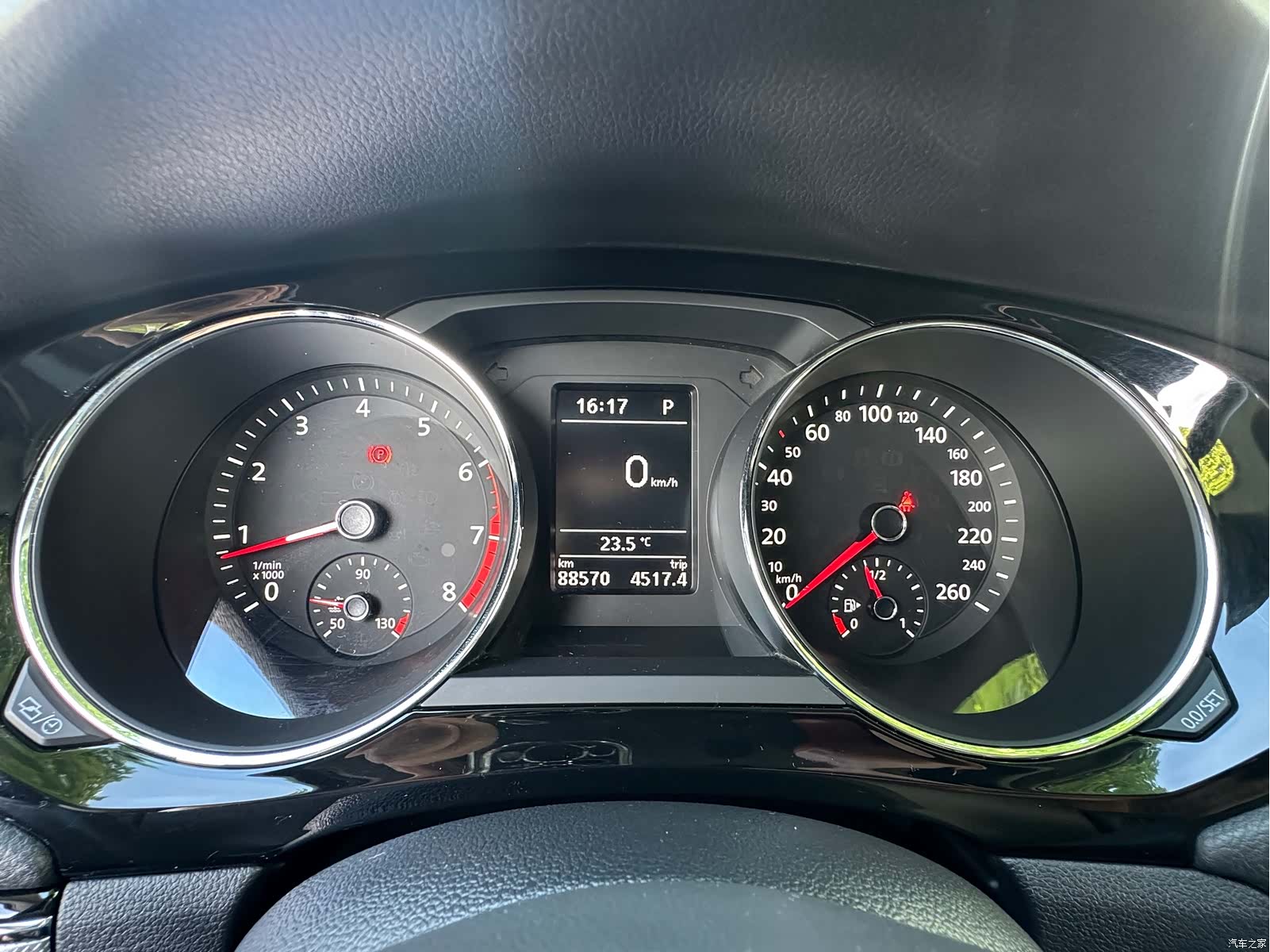 Volkswagen Sagitar, 2019 16