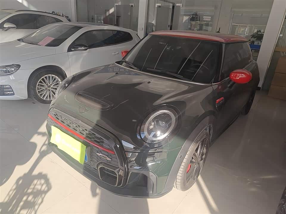 MINI JCW