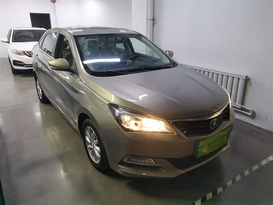 Changan Yuexiang V7
