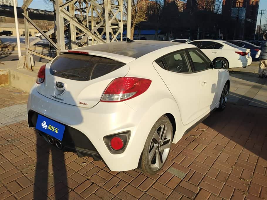 Hyundai Veloster