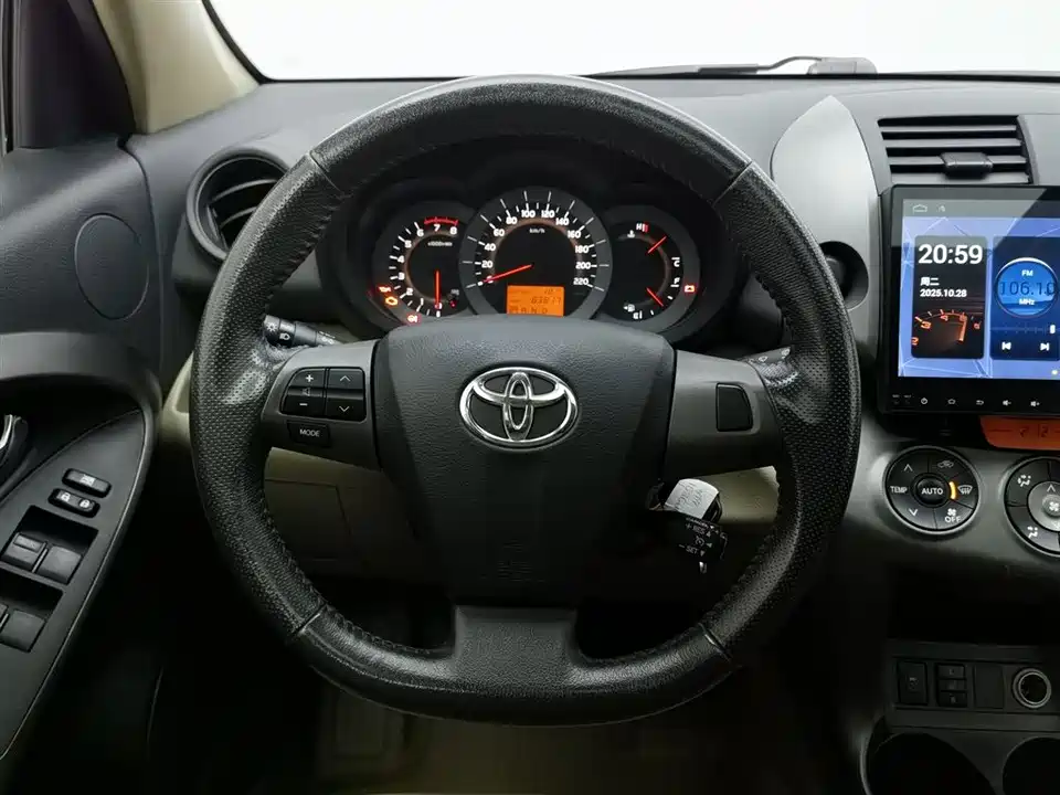 Toyota RAV4 Rongfang