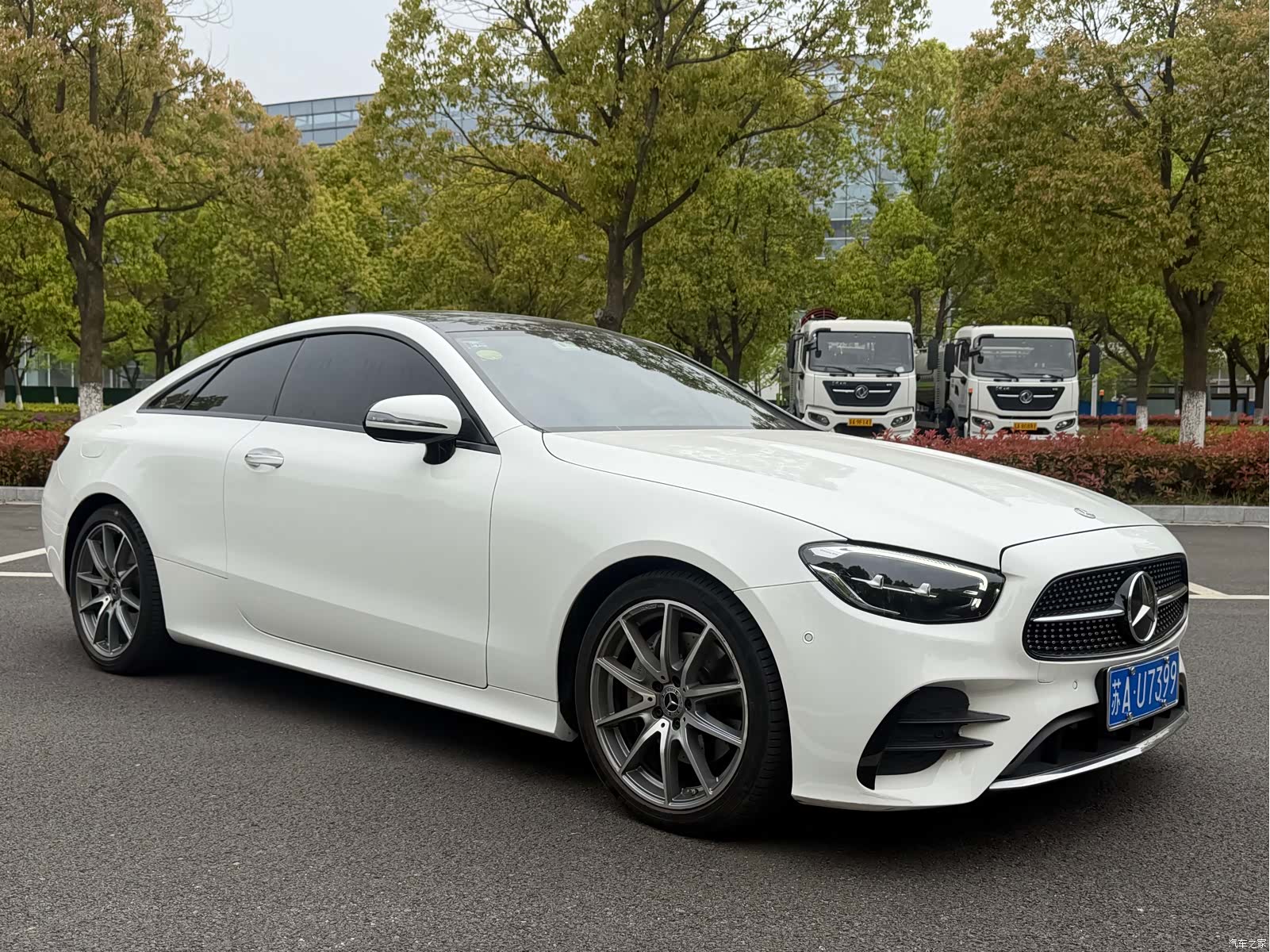 Mercedes-Benz E-Class, 2021 3