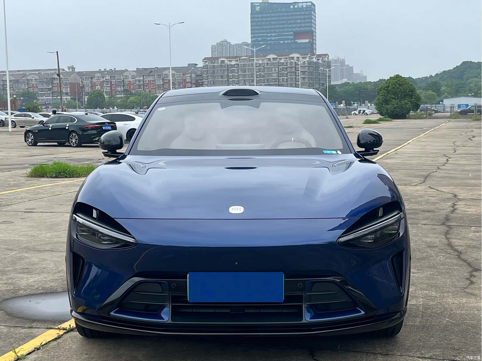Xiaomi YU7, 2025 2