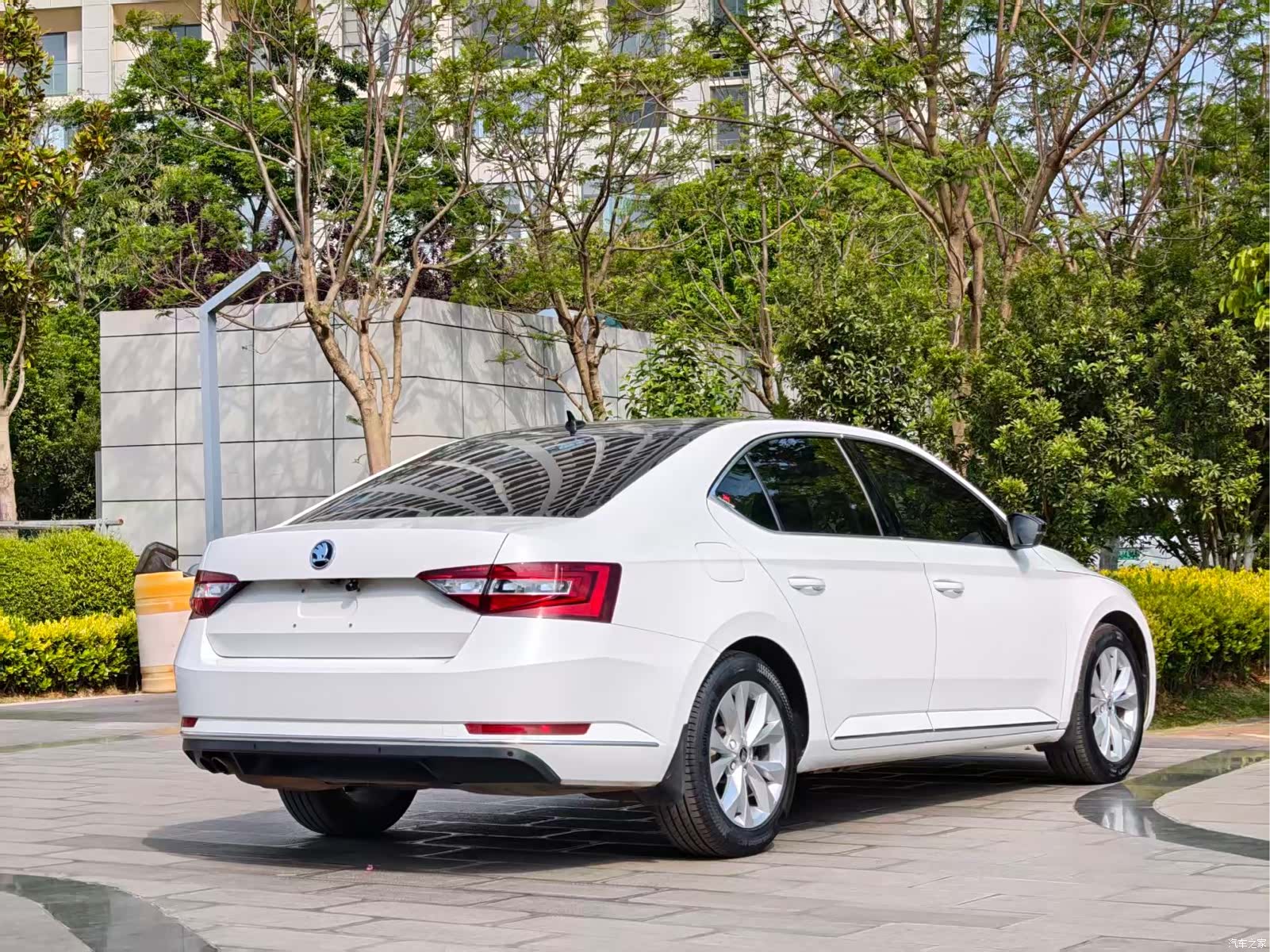 Skoda Superb, 2019 7