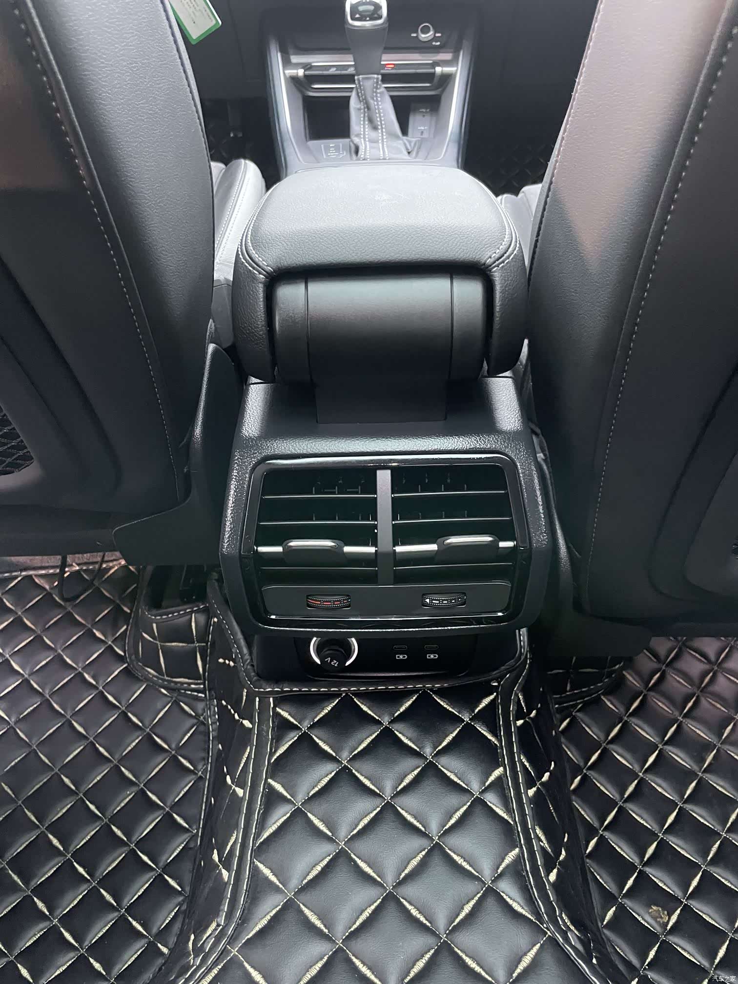 Audi Q3, 2022 24