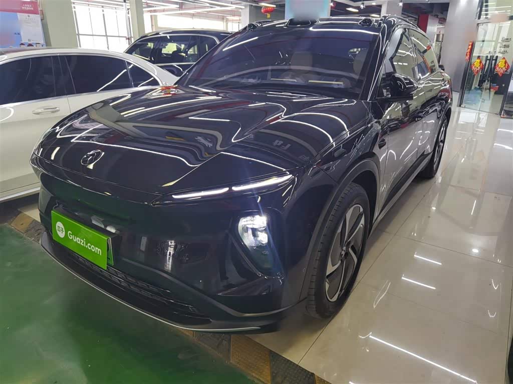 NIO ES6