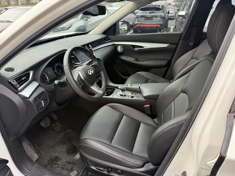 Infiniti QX50