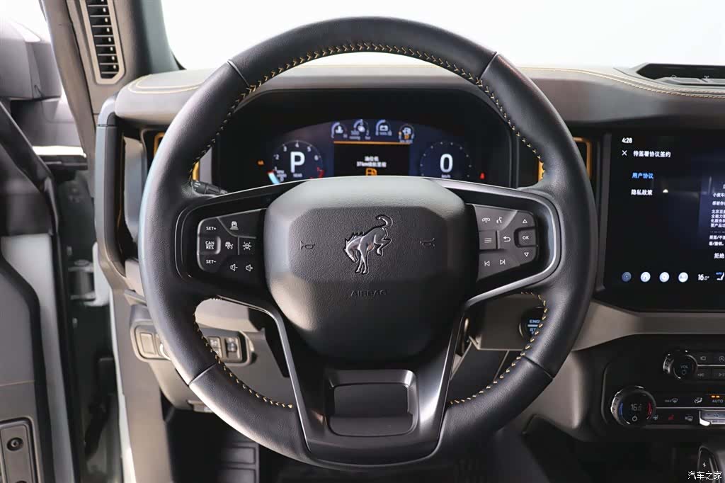 Ford Bronco, 2024 14