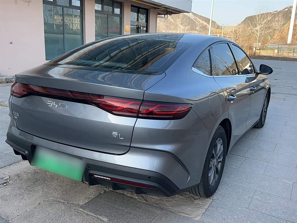 BYD Qin L