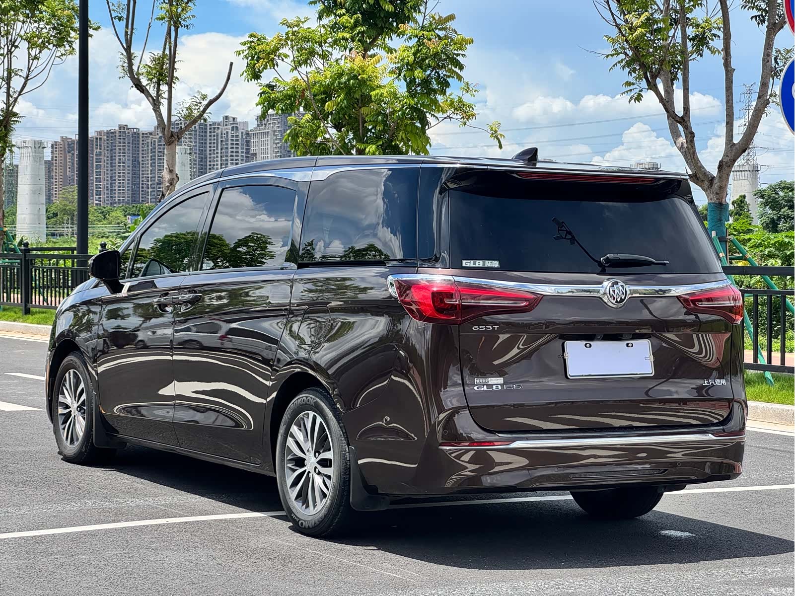 Buick GL8, 2021 11