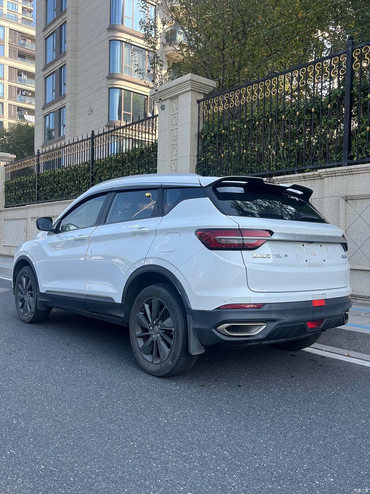 Geely Coolray, 2021 4