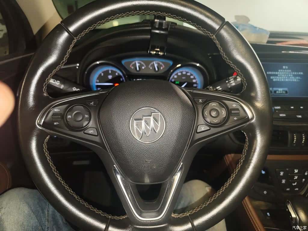 Buick Envision Plus, 2015 3
