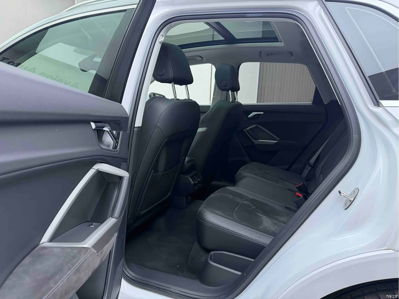 Audi Q3, 2022 15