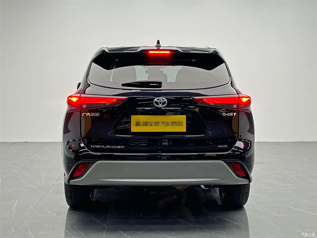 Toyota Highlander, 2022 все фото