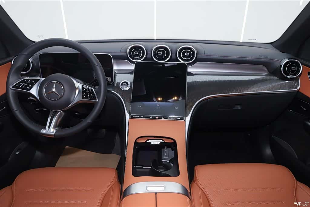 Mercedes-Benz GLC, 2026 21