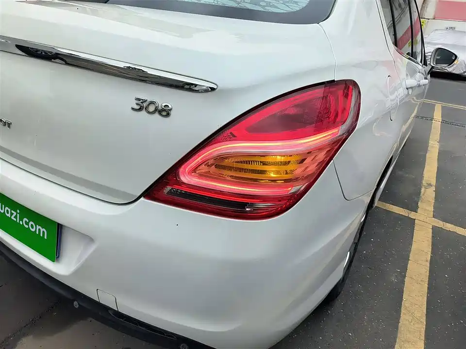 Peugeot 308
