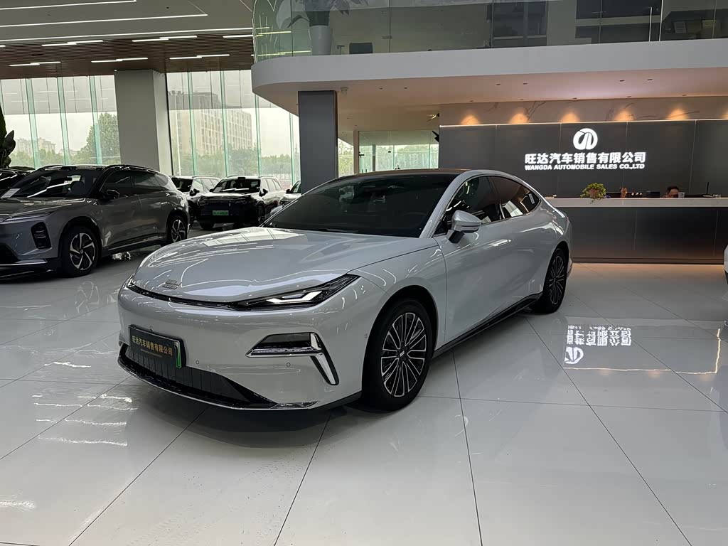 Geely Galaxy Starshine 8