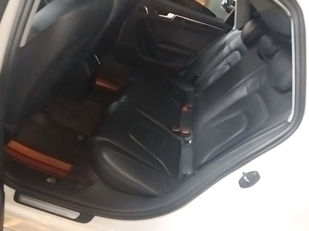 Audi A4L, 2014 13