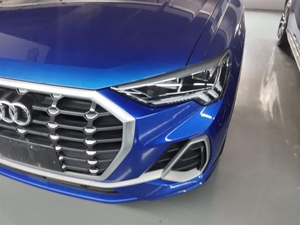 Audi Q3 Audi Q3