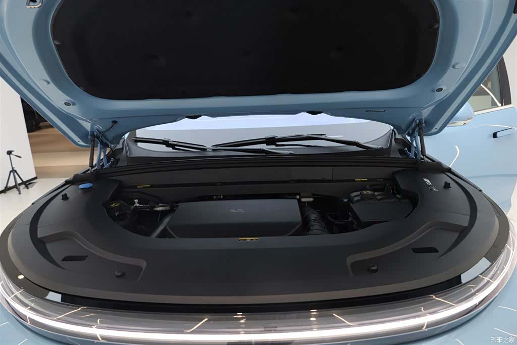 Li Auto L7, 2025 11