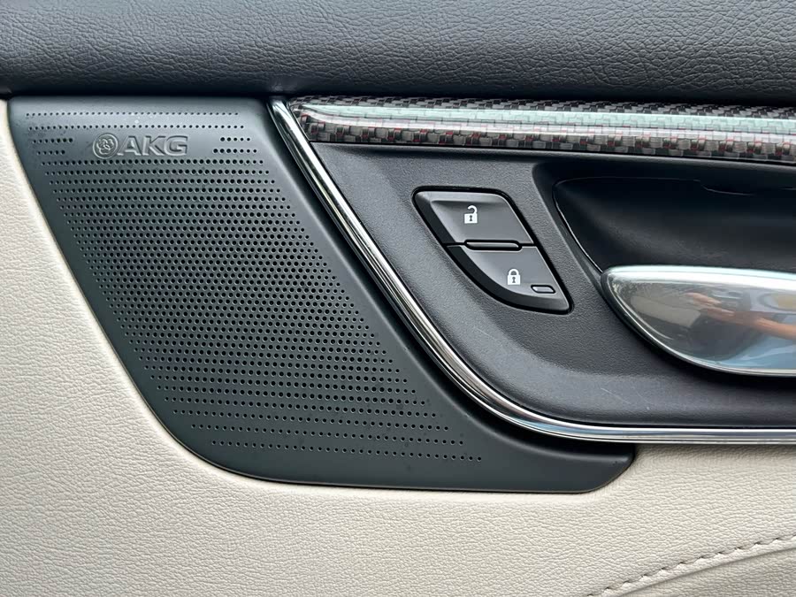 Cadillac CT5 2025, фото 28