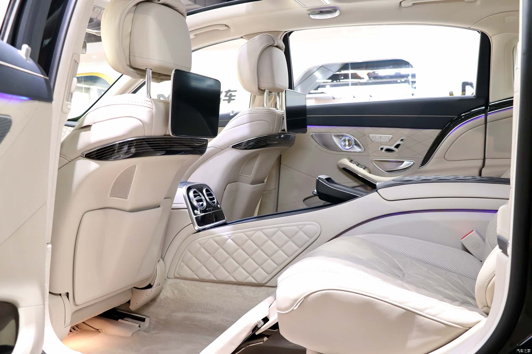 Maybach S-Class, 2019 10