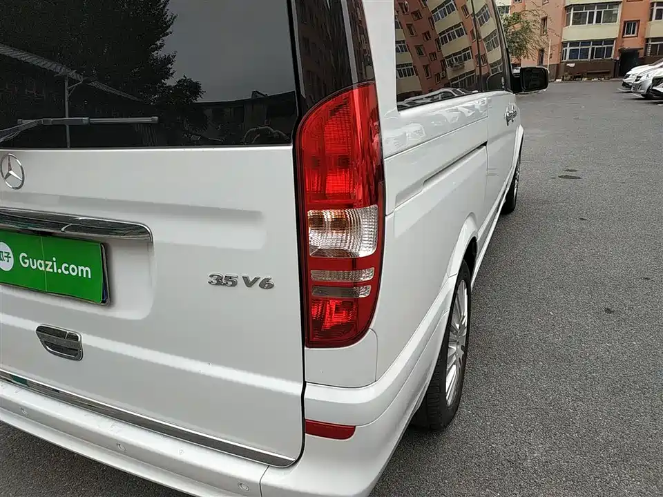 Mercedes-Benz Viano