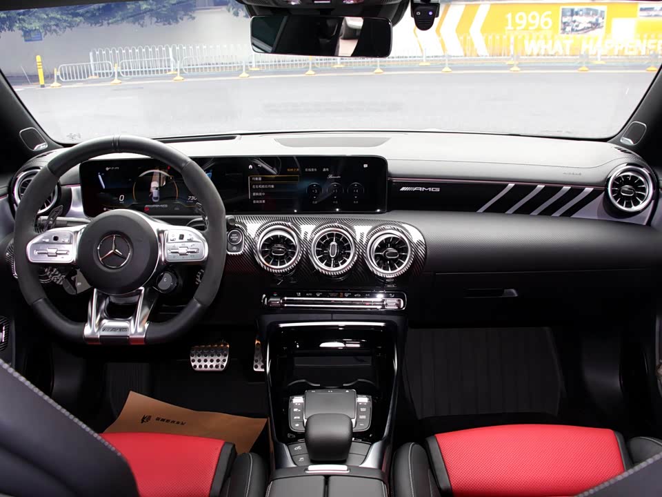 Mercedes-Benz CLA AMG