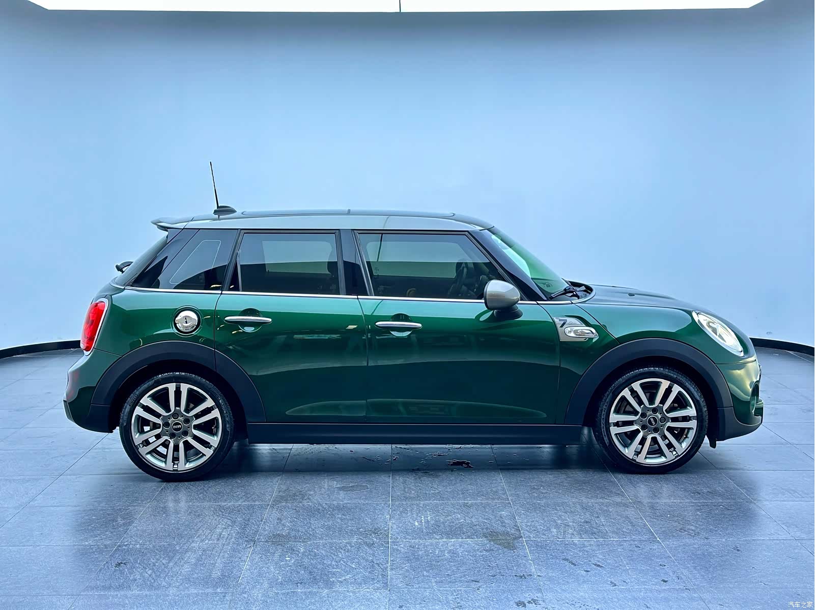 Mini Cooper, 2018 15