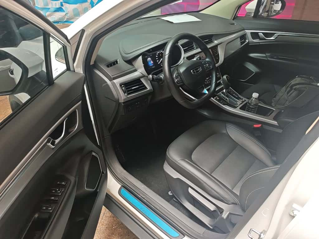 Geely Emgrand, 2020 16