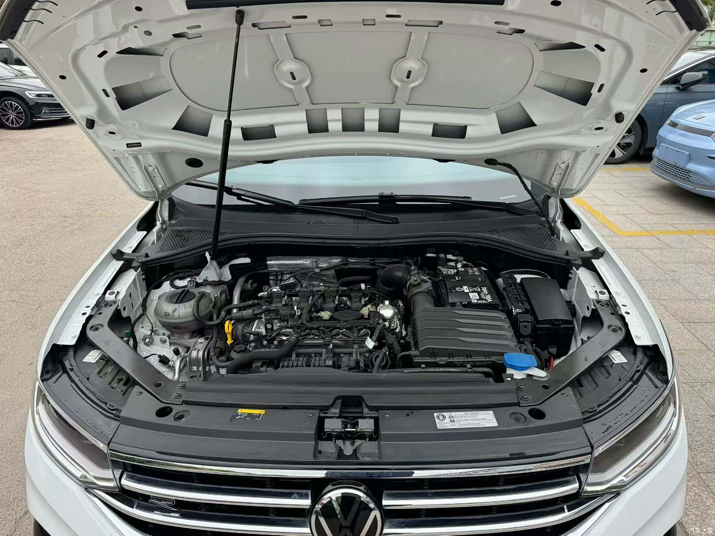 Volkswagen Tiguan L, 2024 15