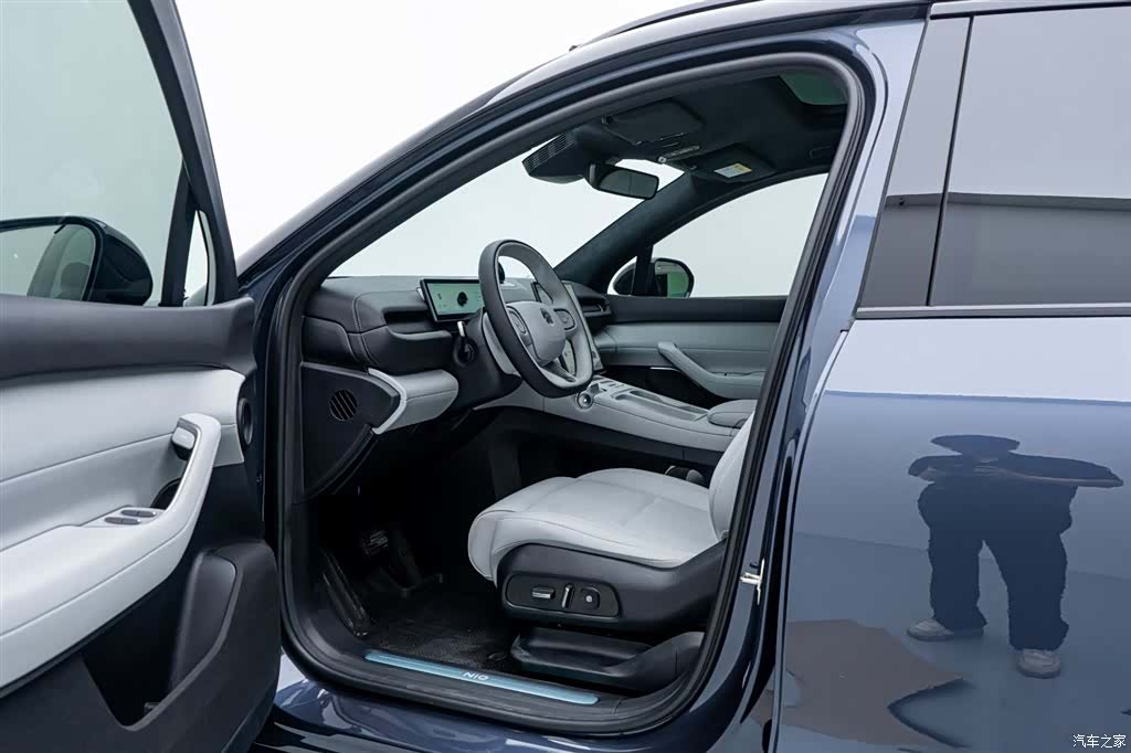 NIO ES6, 2024 17