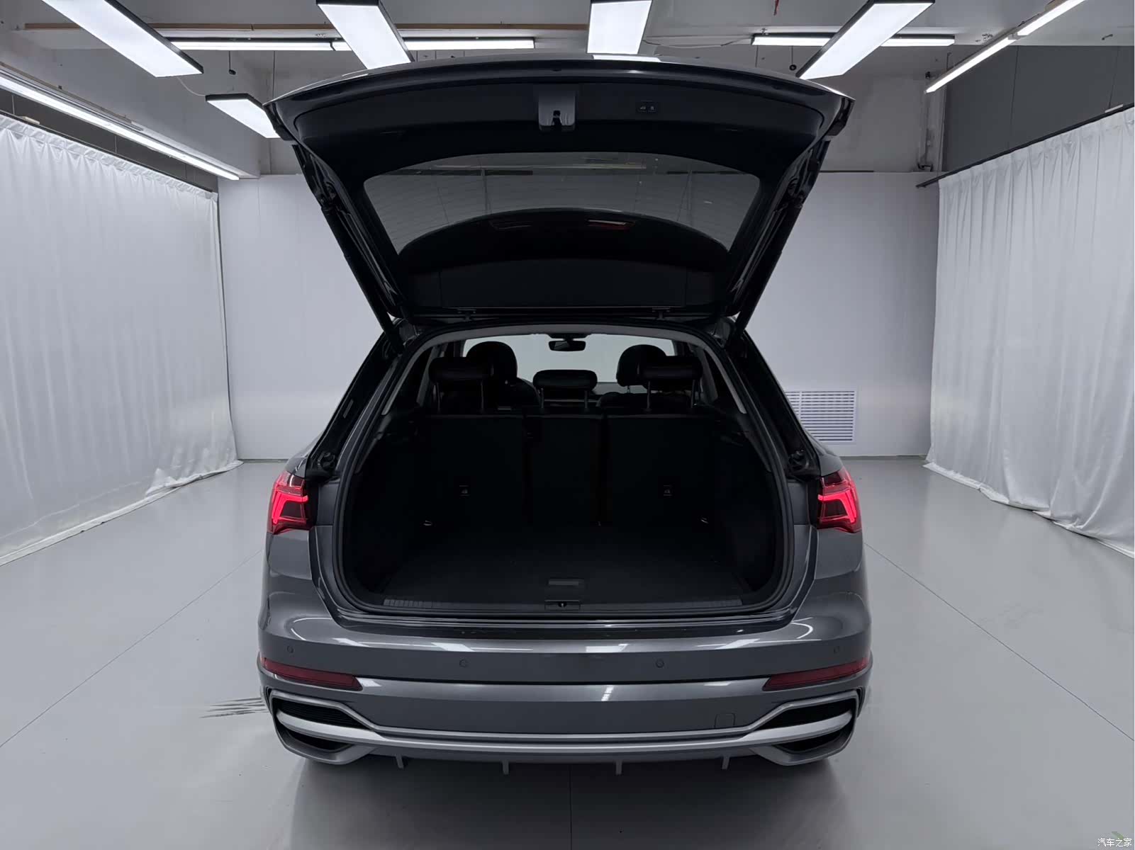 Audi Q3, 2021 19