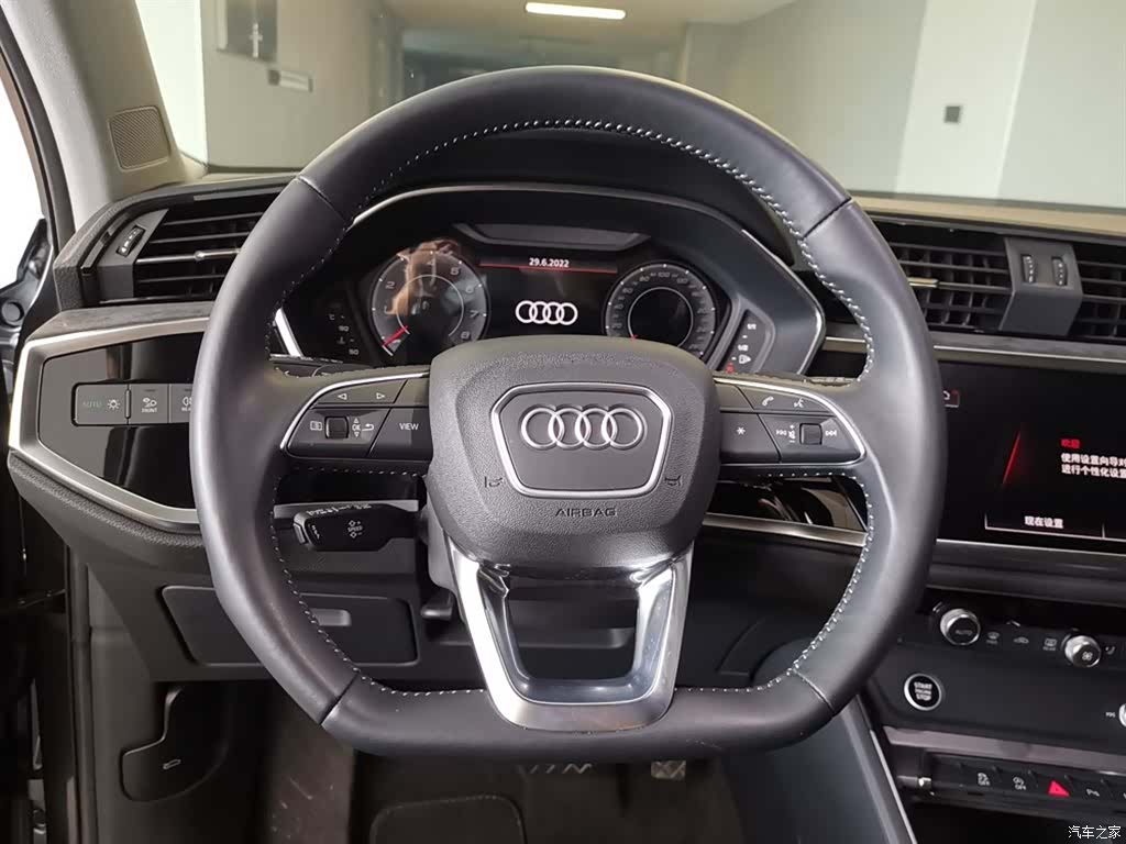 Audi Q3, 2021 10