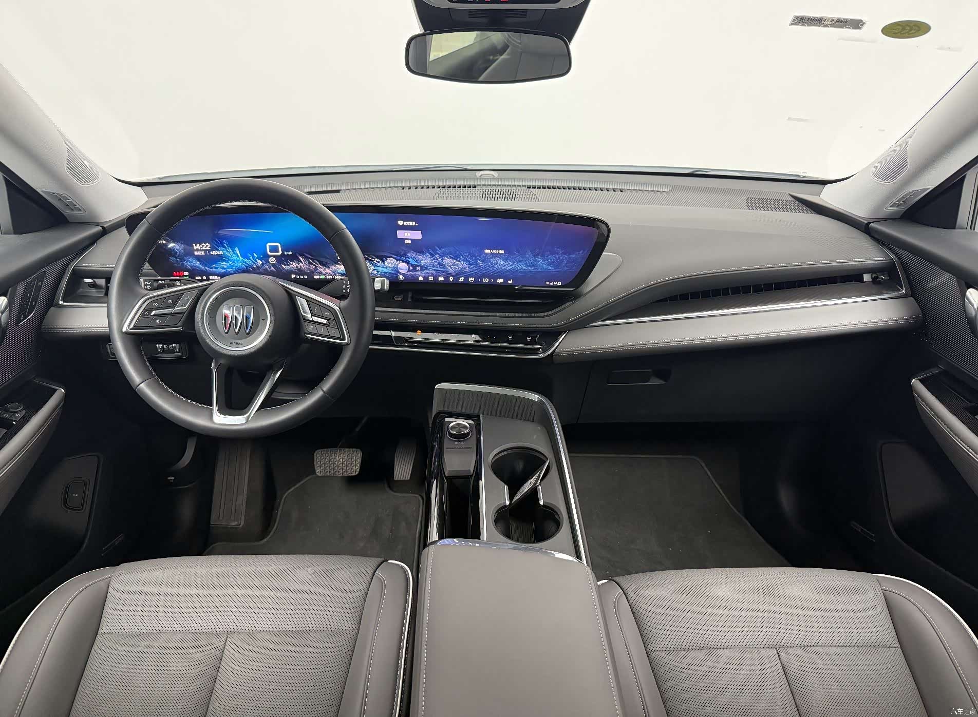 Buick E5, 2025 11