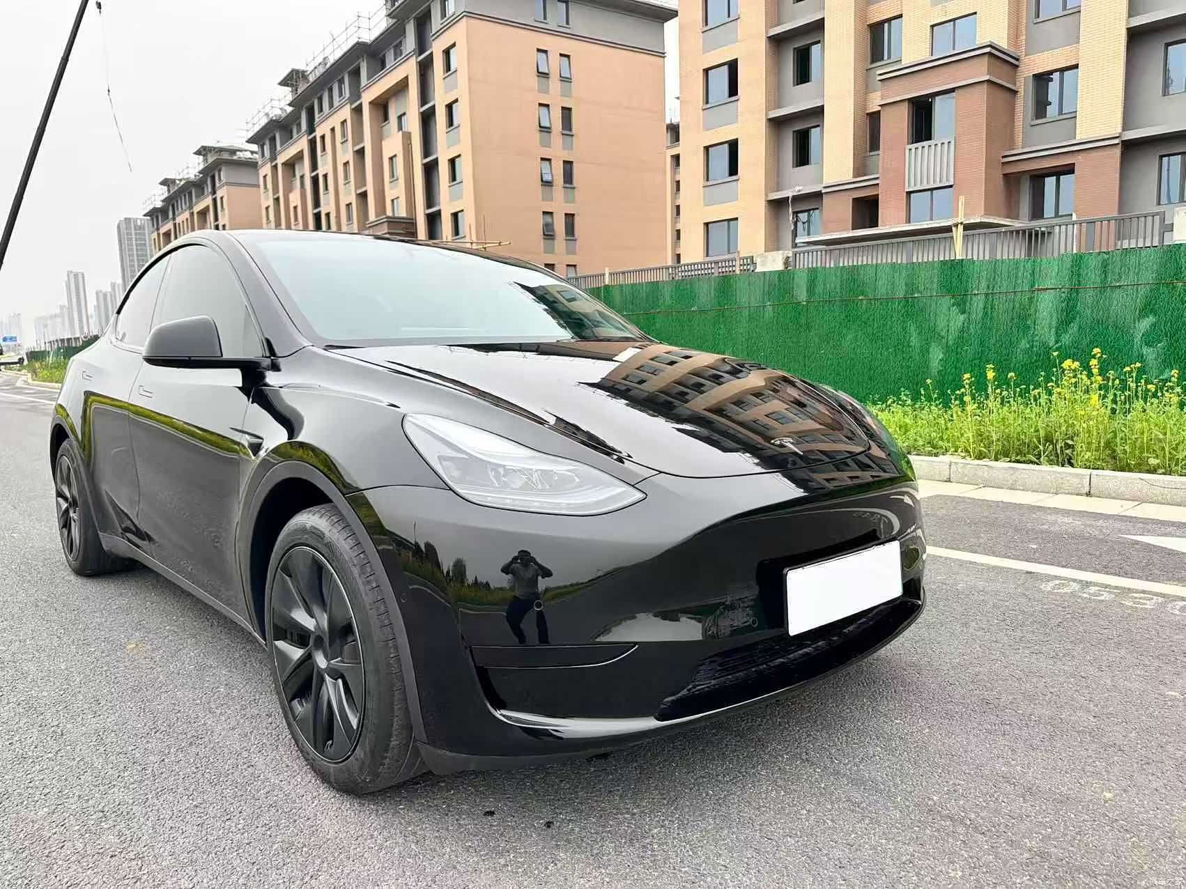 Tesla Model Y, 2024 3