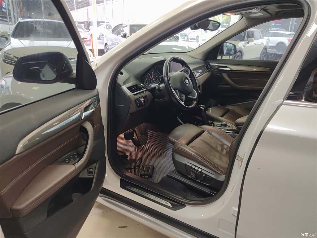 BMW X1, 2018 12