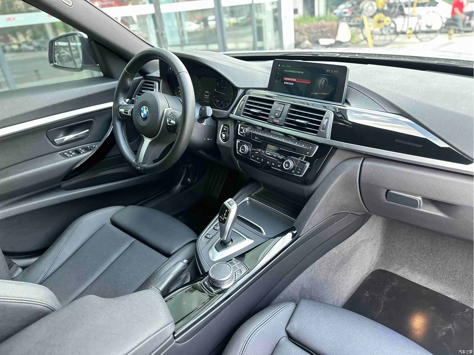 BMW 3 Series, 2019 25