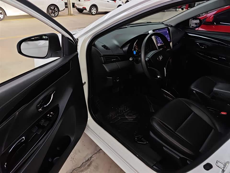 Toyota YARiS L Zhixuan