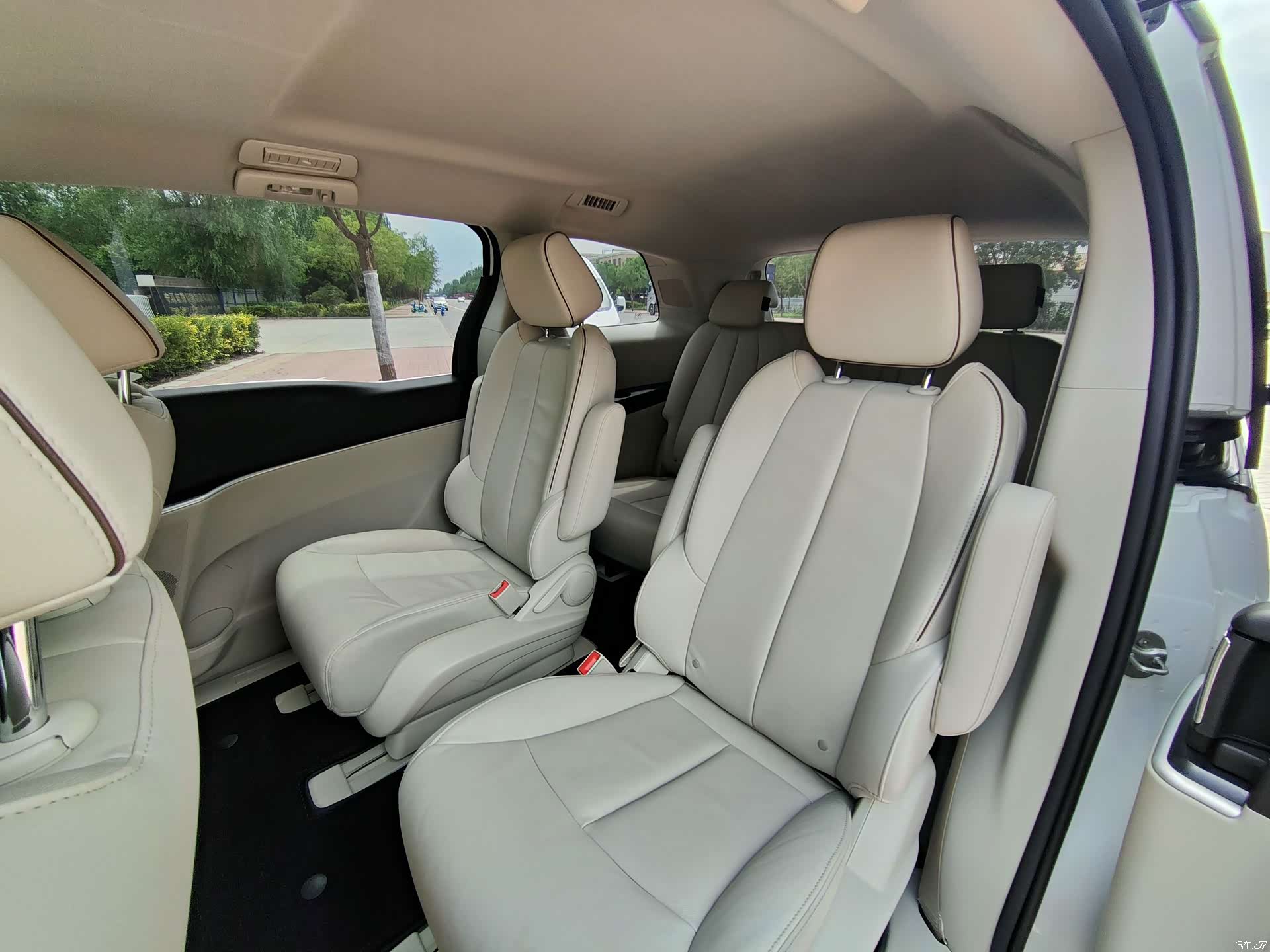 Buick GL8, 2021 6
