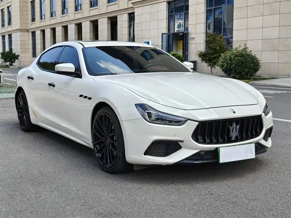 Maserati Ghibli