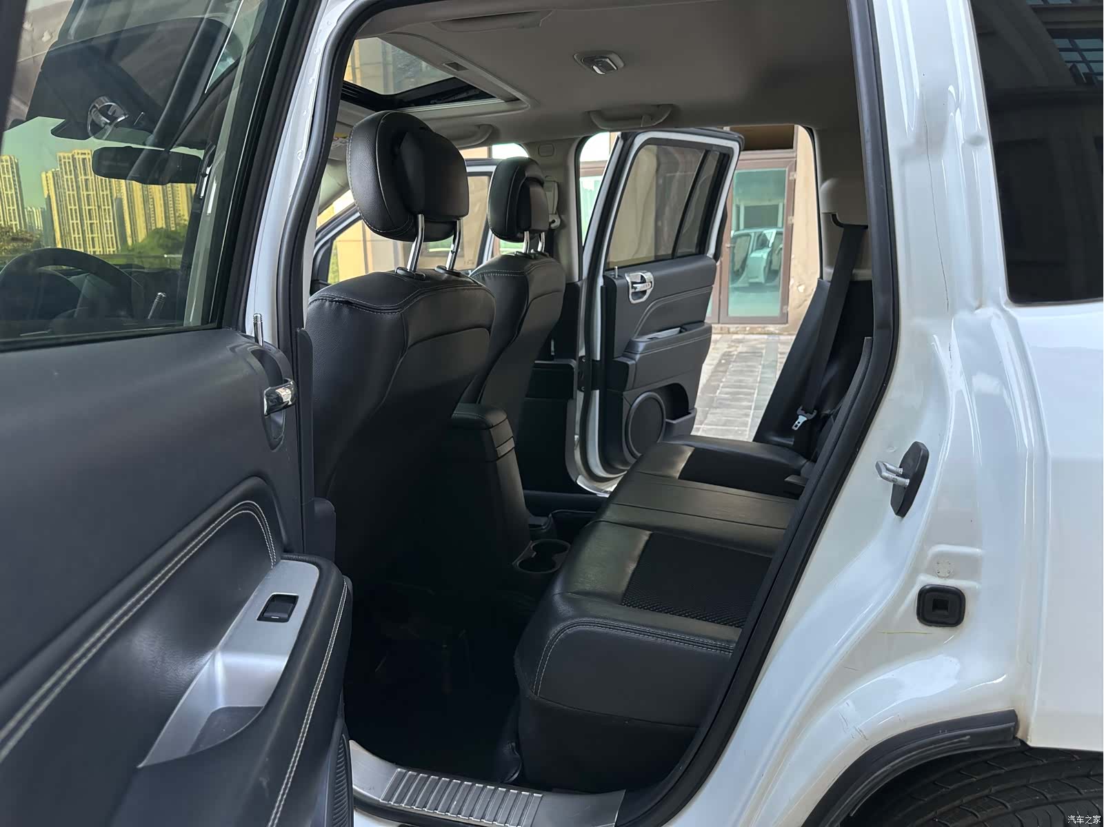 Jeep Compass, 2015 10