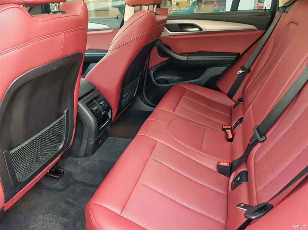 BMW X4, 2023 12
