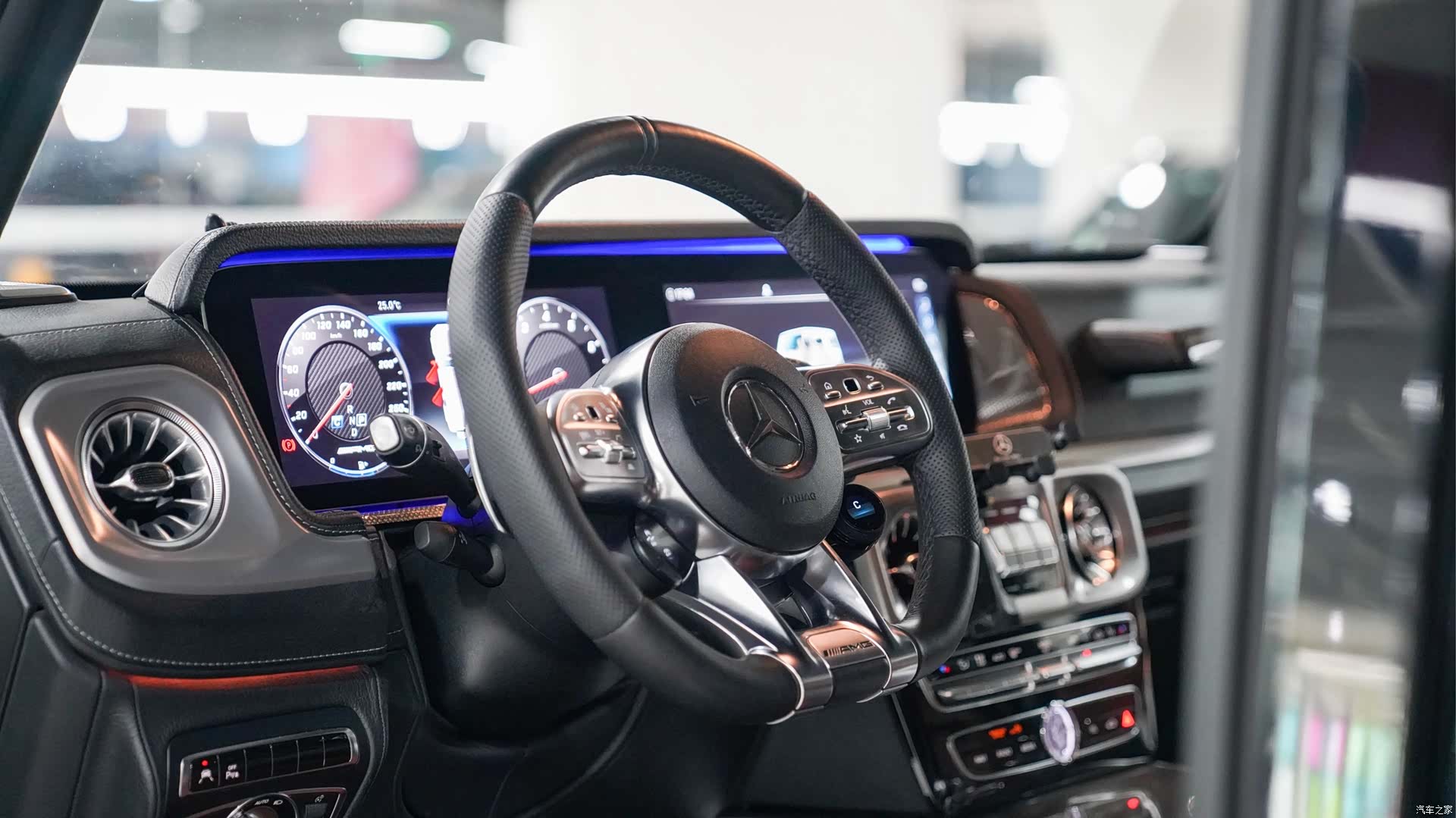 Mercedes-Benz G-Class, 2019 8
