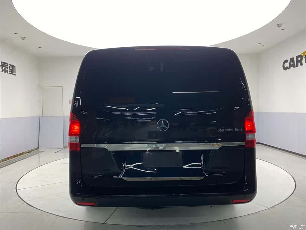 Mercedes-Benz 7, 2024 6