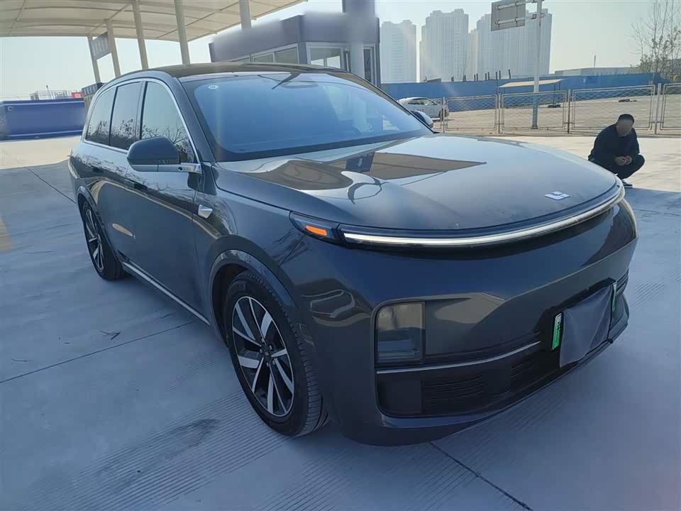 Li Auto Ideal L8
