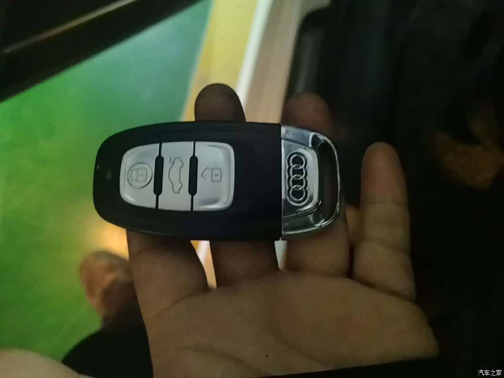 Audi A4L, 2014 11